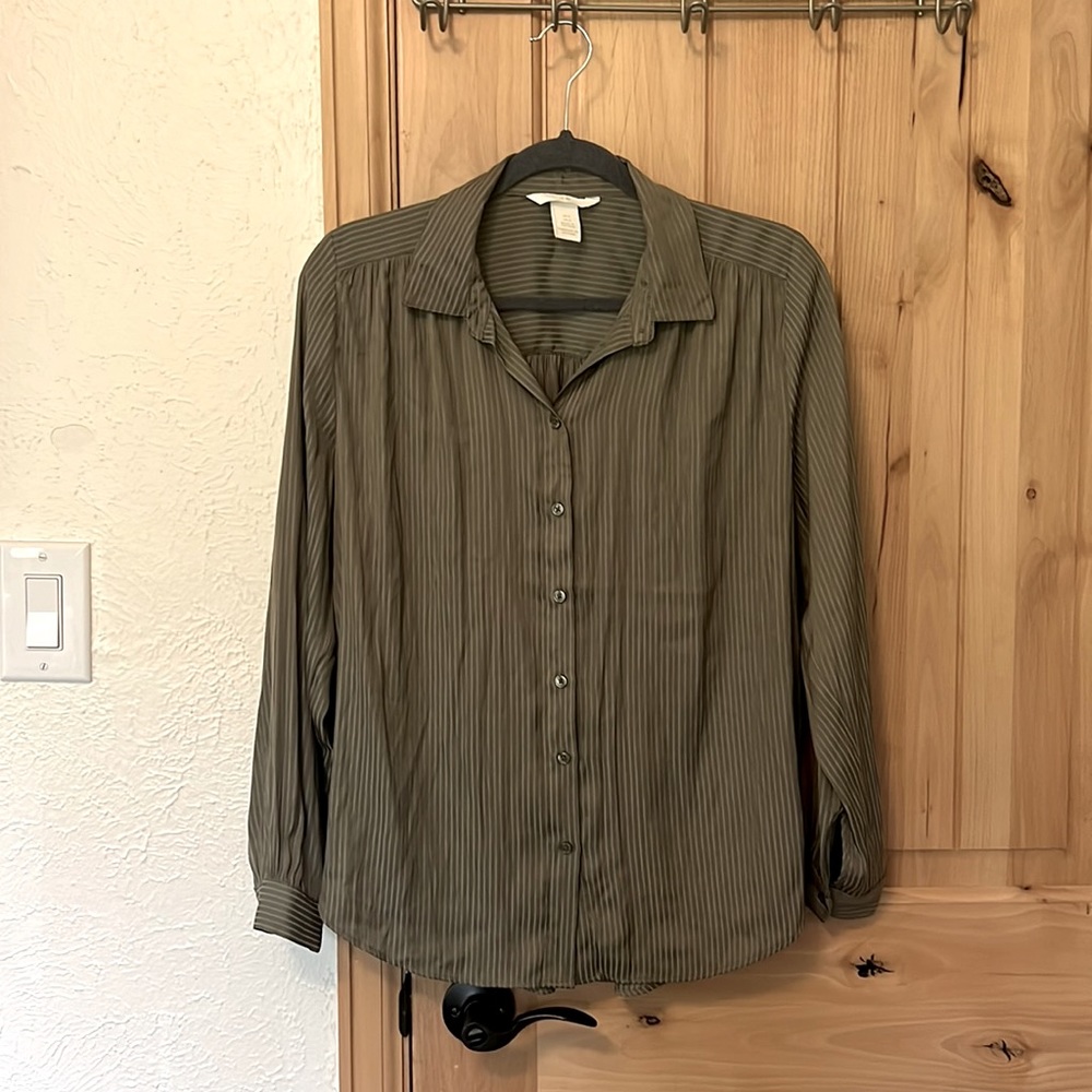Green Detailed Blouse